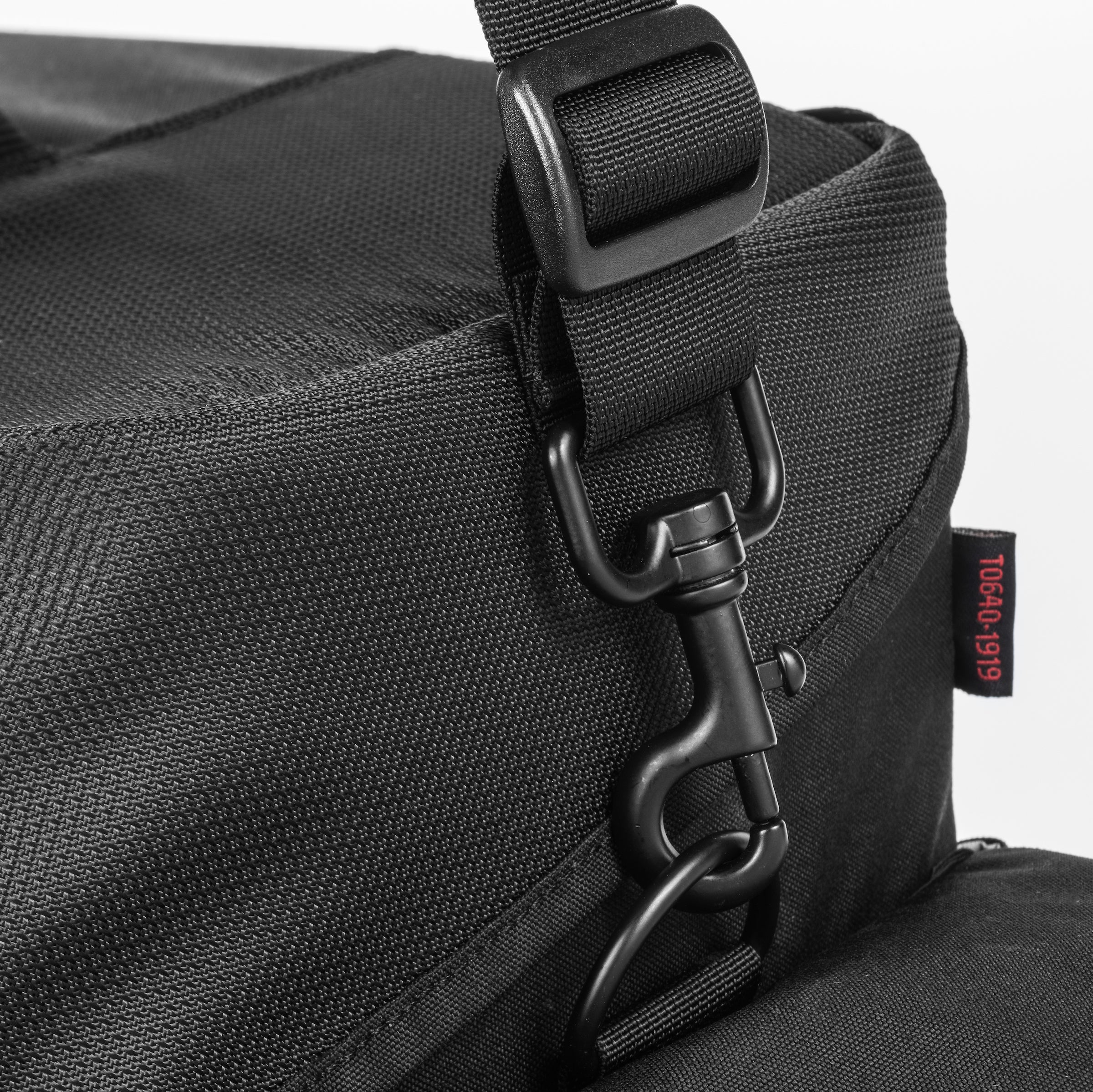 Tamrac Stratus 21 Professional Camera Bag